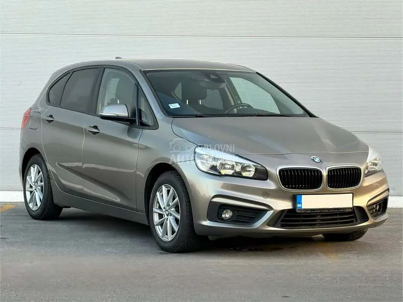 BMW 216 2017 photo 3