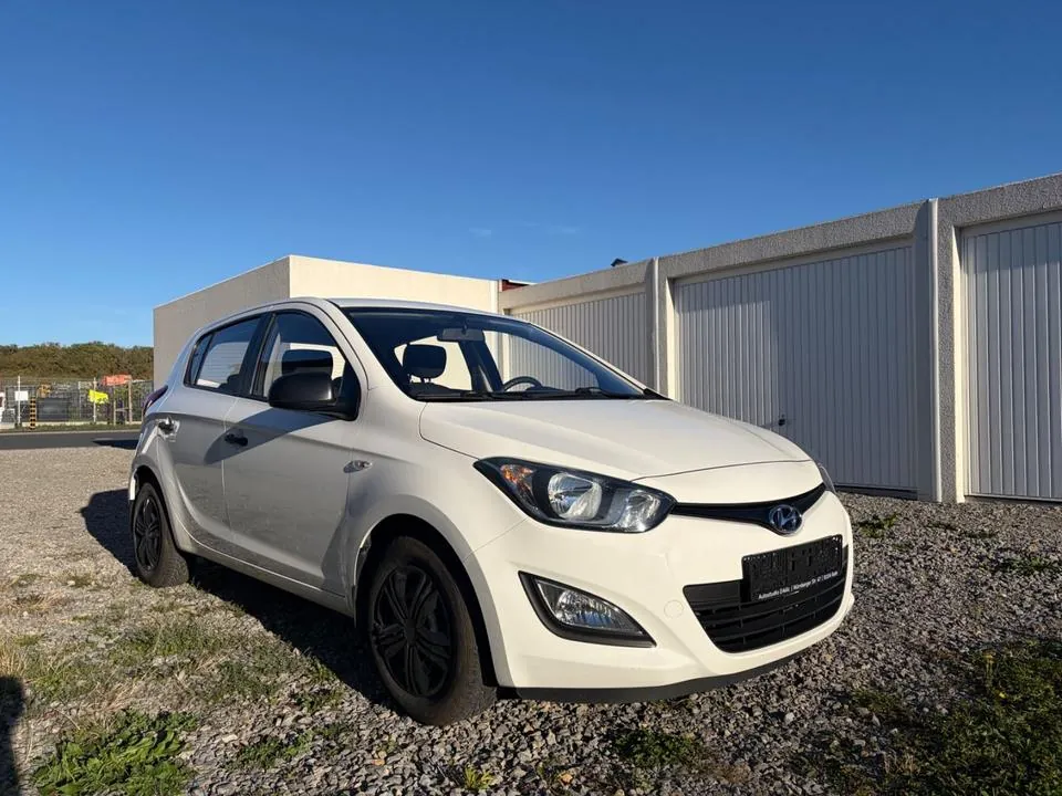 Hyundai I20
