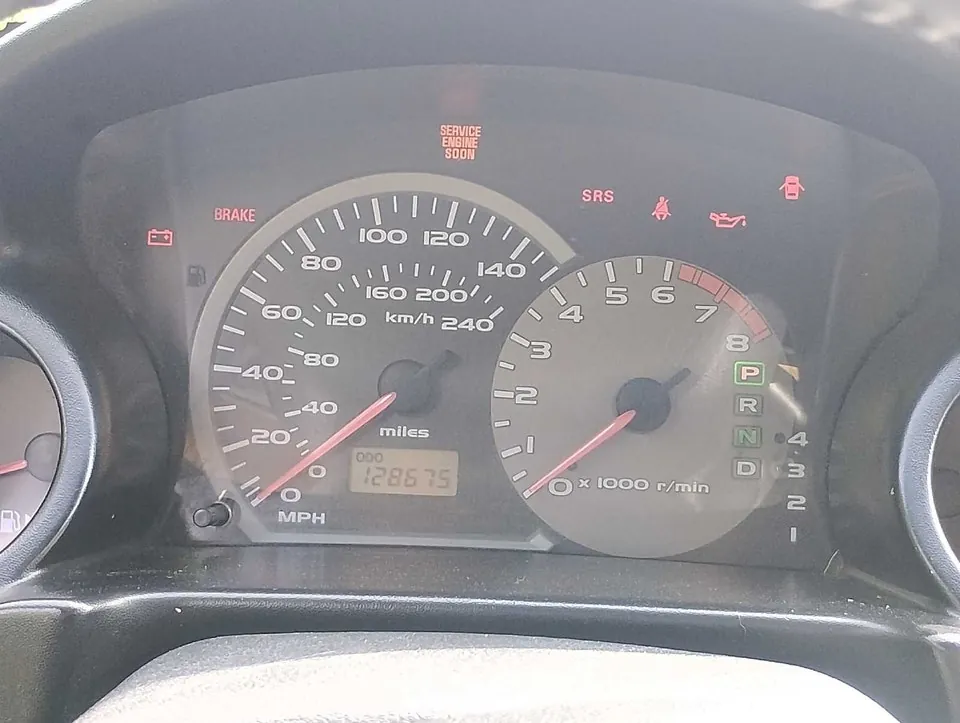 Mitsubishi Eclipse 2003 photo 4