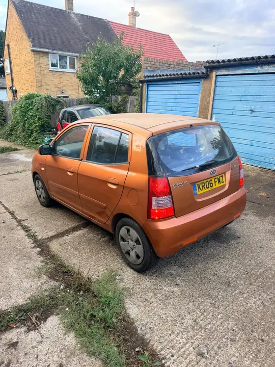 Kia Picanto 2006 photo 4