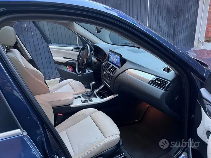 BMW X3 2012 photo 4