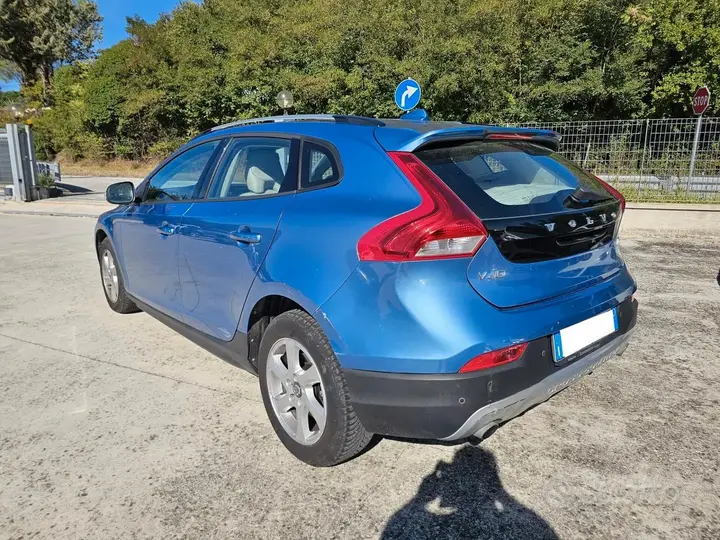 Volvo V40 2015 photo 4