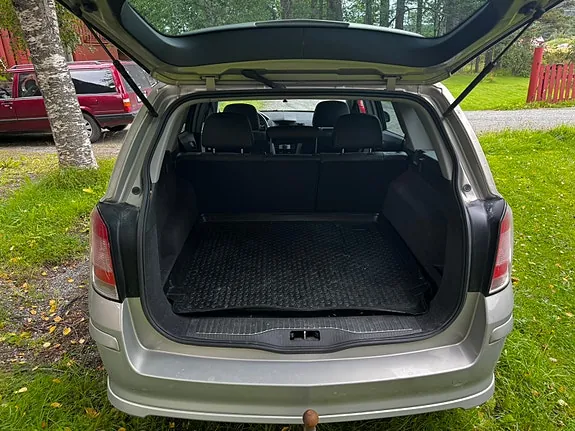Opel Astra 2008 photo 3
