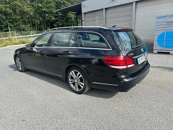 Mercedes-Benz E220 D 2015 photo 3