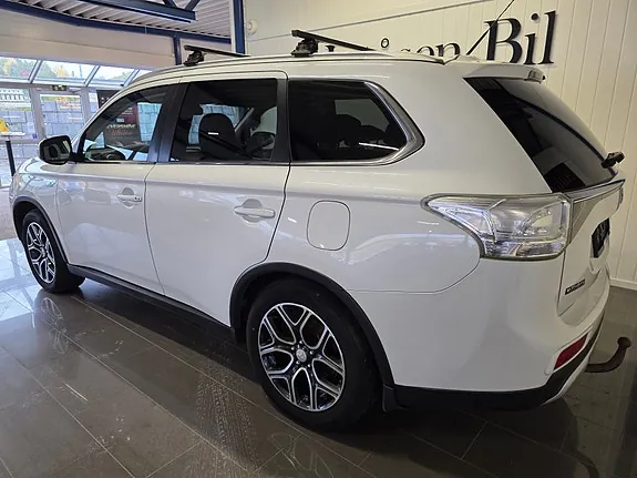 Mitsubishi Outlander 2015 photo 3