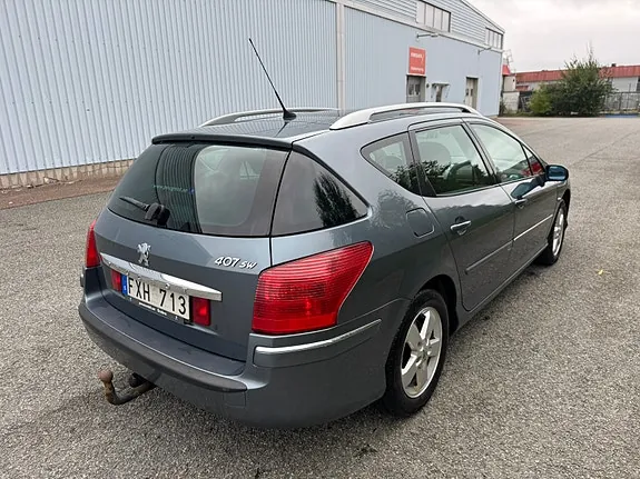 Peugeot 407 2008 photo 5