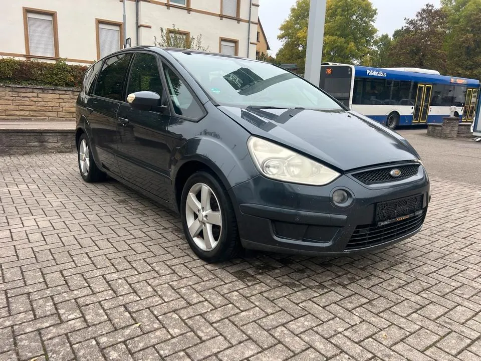 Ford S-Max