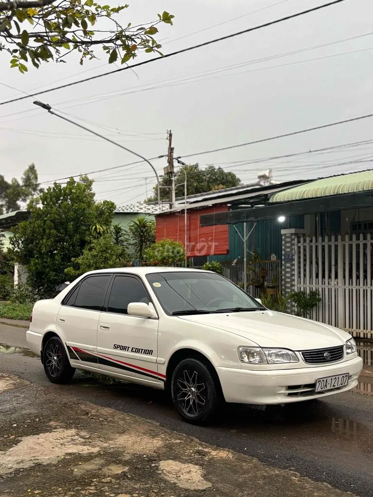 Toyota Corolla 1999 photo 4