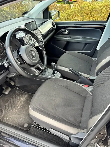 Volkswagen Up 2015 photo 5