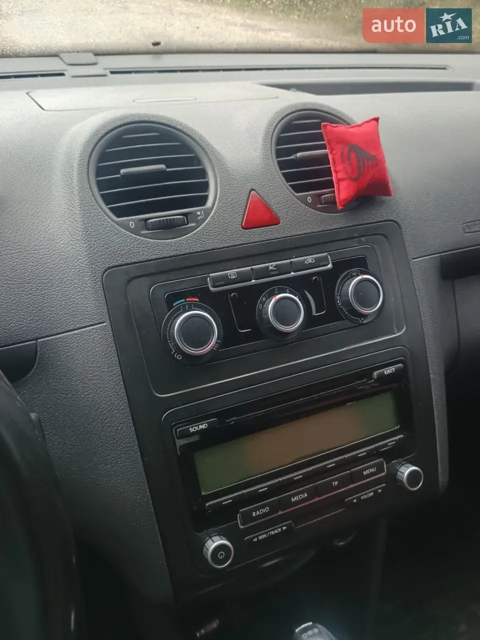 Volkswagen Caddy 2011 photo 5