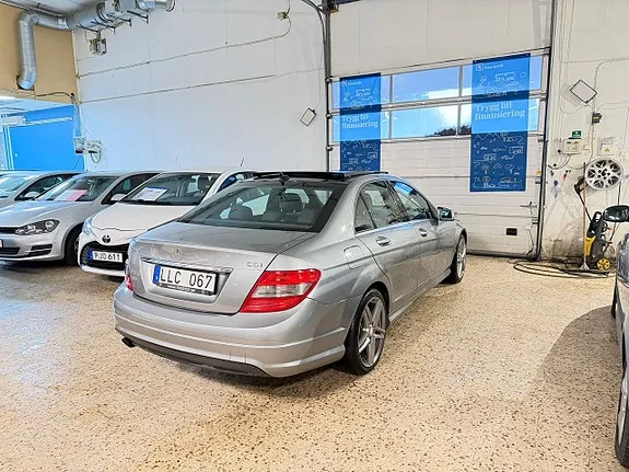Mercedes-Benz C250 2010 photo 4