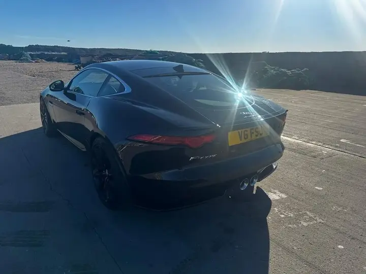 Jaguar F-Type 2014 photo 5