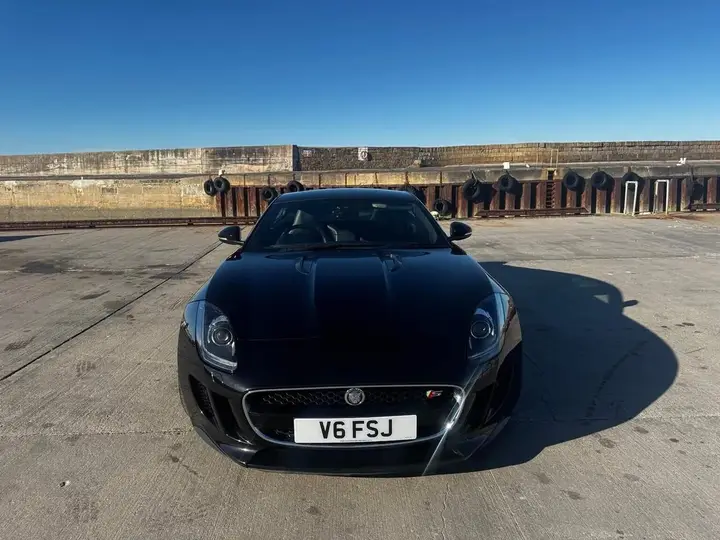 Jaguar F-Type 2014 photo 2