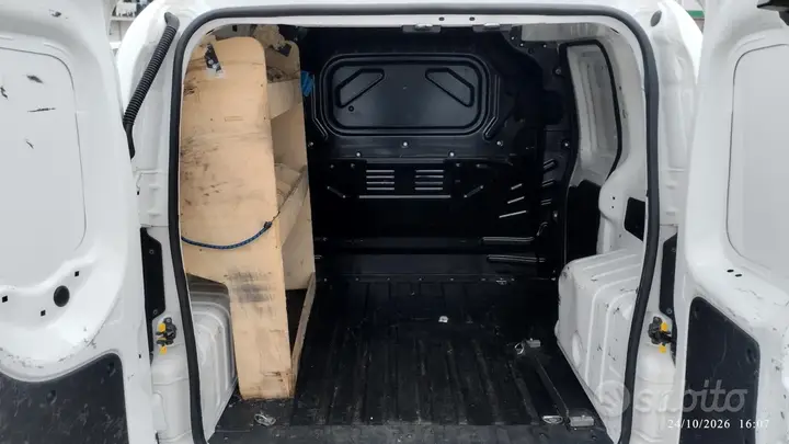 Fiat Fiorino 2023 photo 5