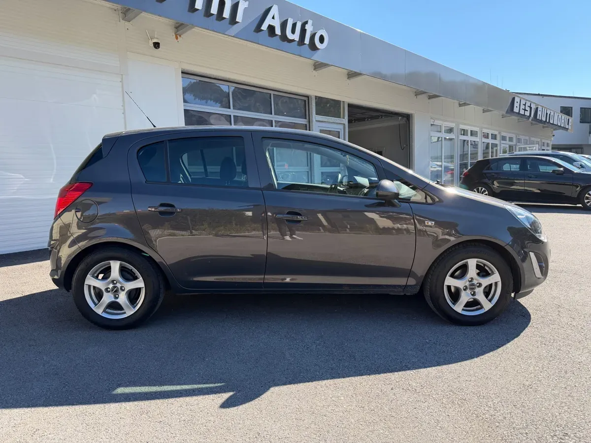 Opel Corsa 2015 photo 2