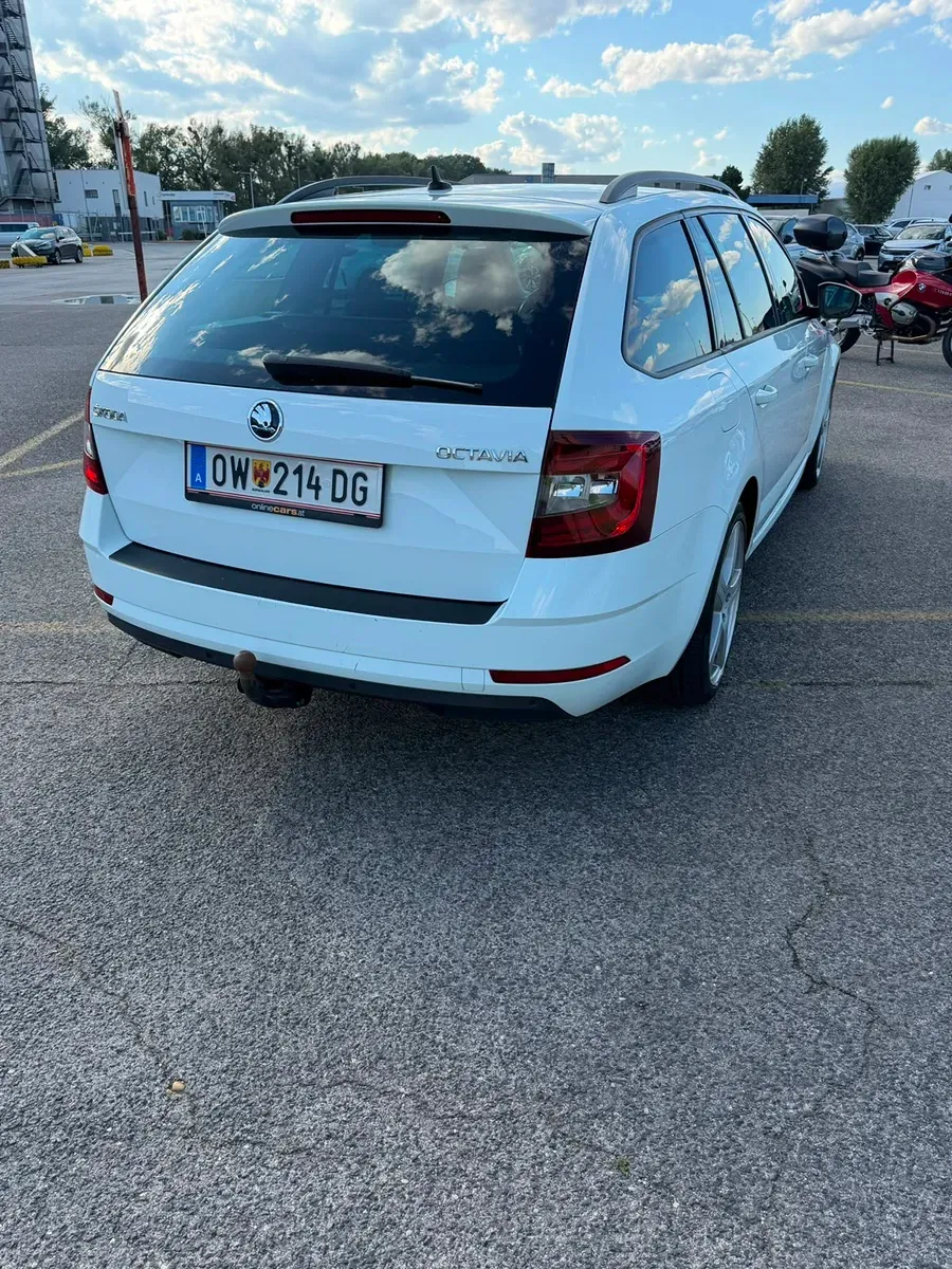Skoda Octavia 2018 photo 3