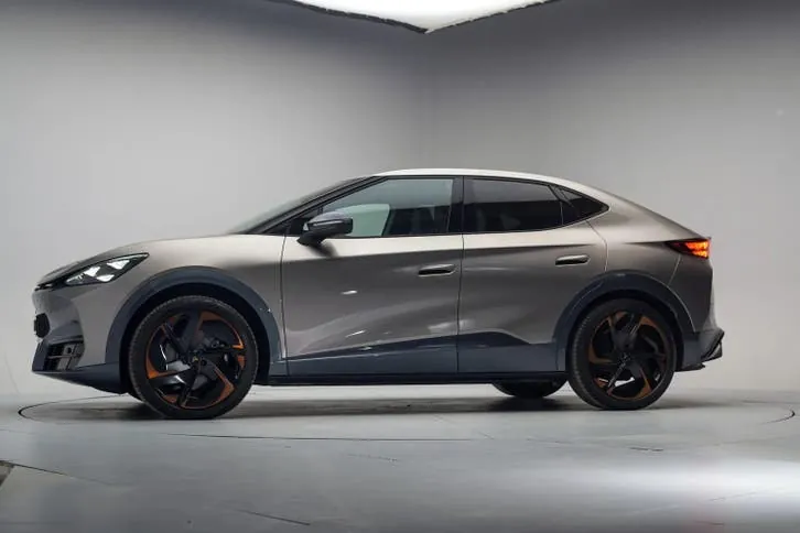 Cupra Tavascan 2024 photo 2
