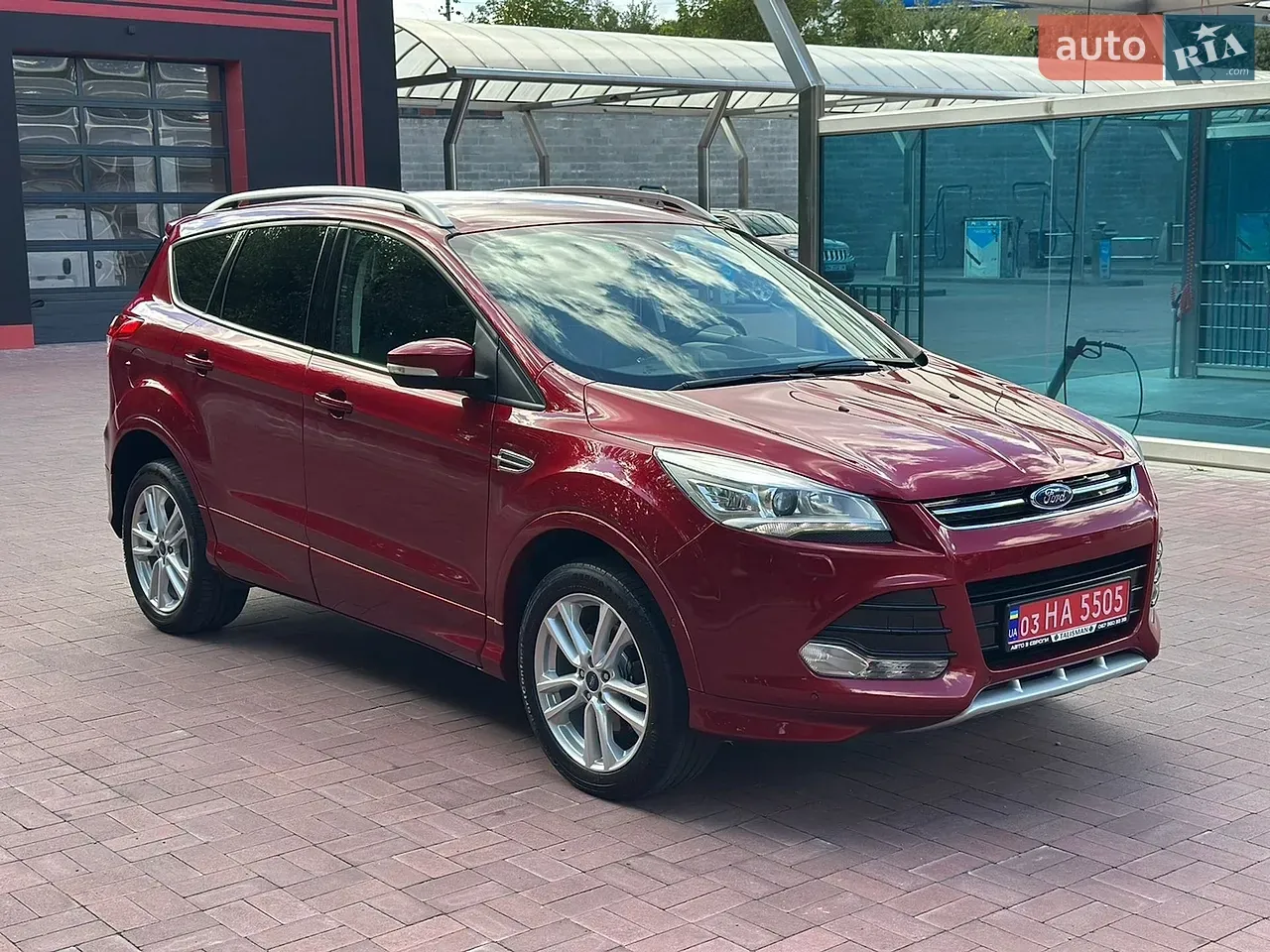 Ford Kuga 2015 photo 2