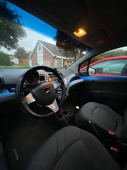 Chevrolet Spark 2011 photo 3