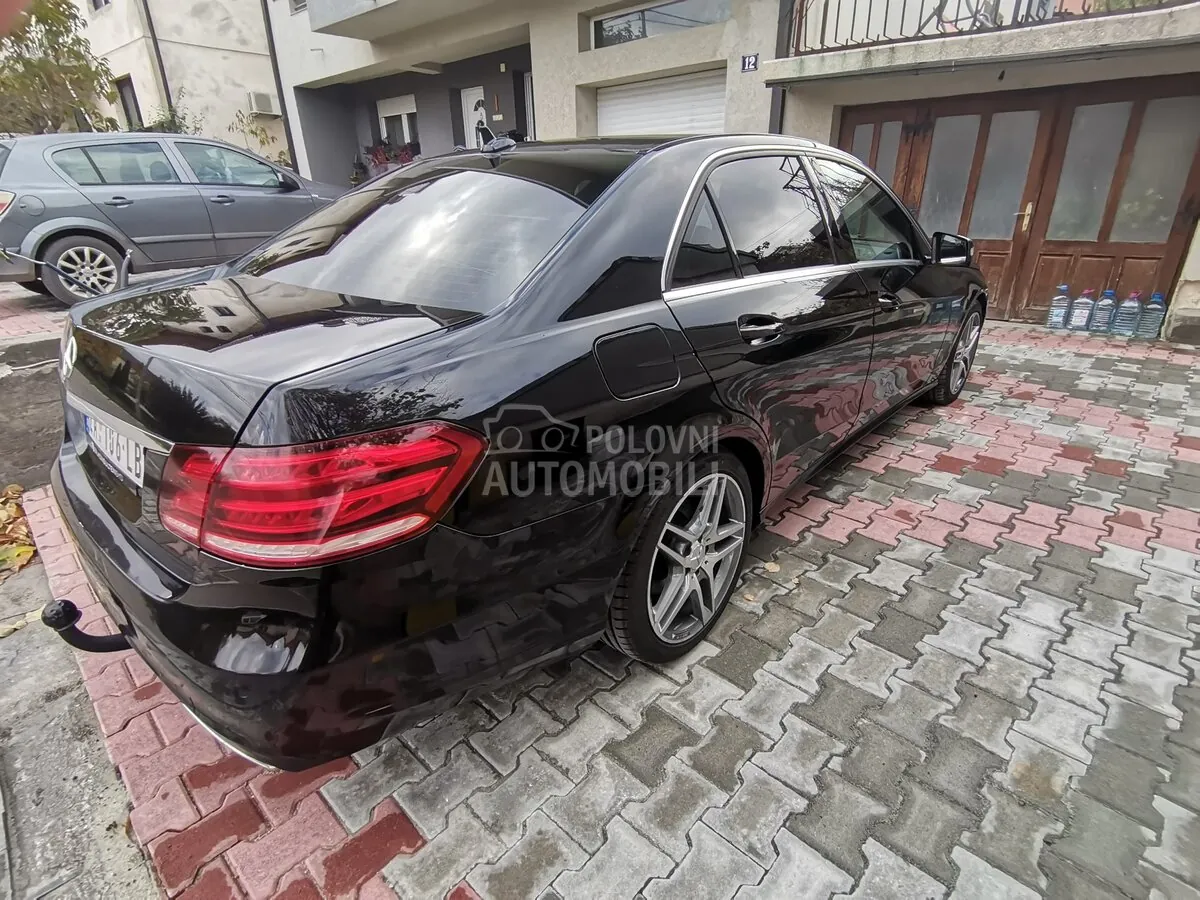 Mercedes-Benz E 300 2014 photo 4