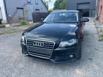 Audi A4 2011 photo 3