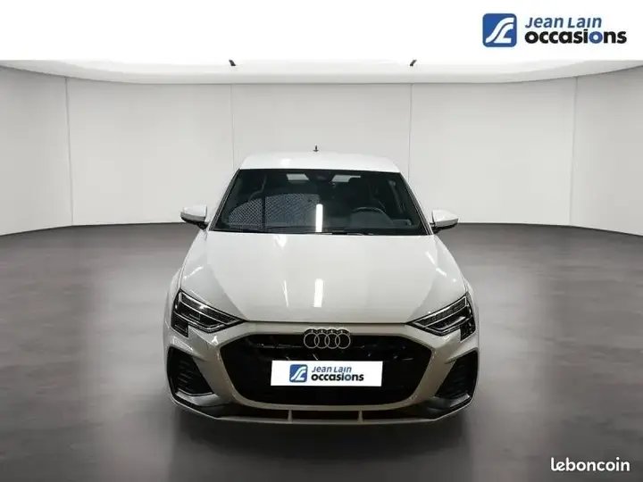 Audi A3 Sportback 2025 photo 2
