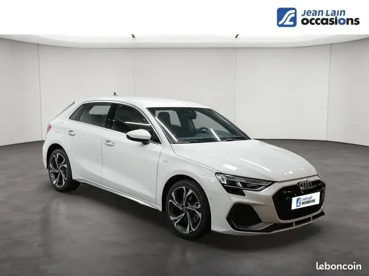 Audi A3 Sportback 2025 photo 3