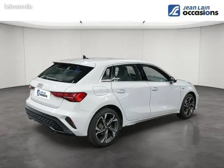 Audi A3 Sportback 2025 photo 5