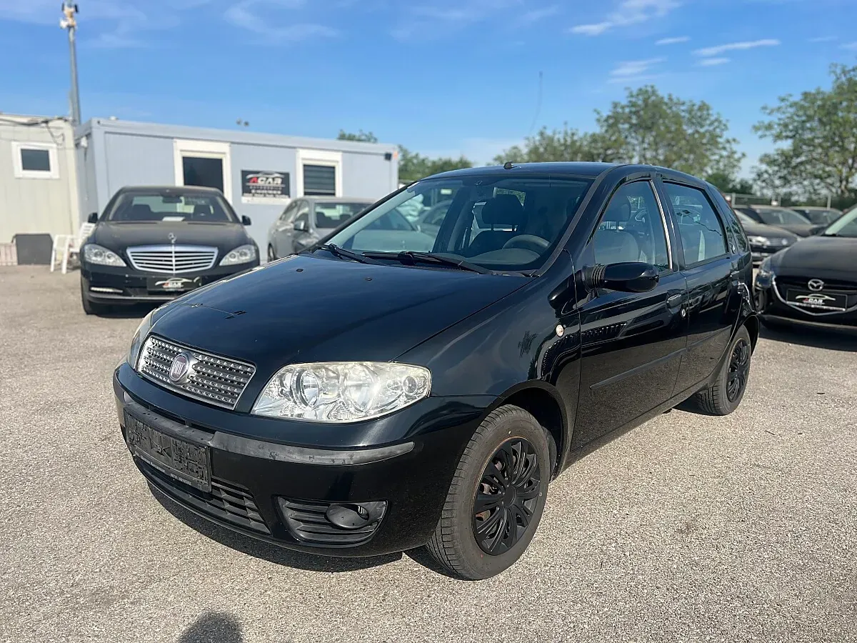 Fiat Punto 2009 photo 2