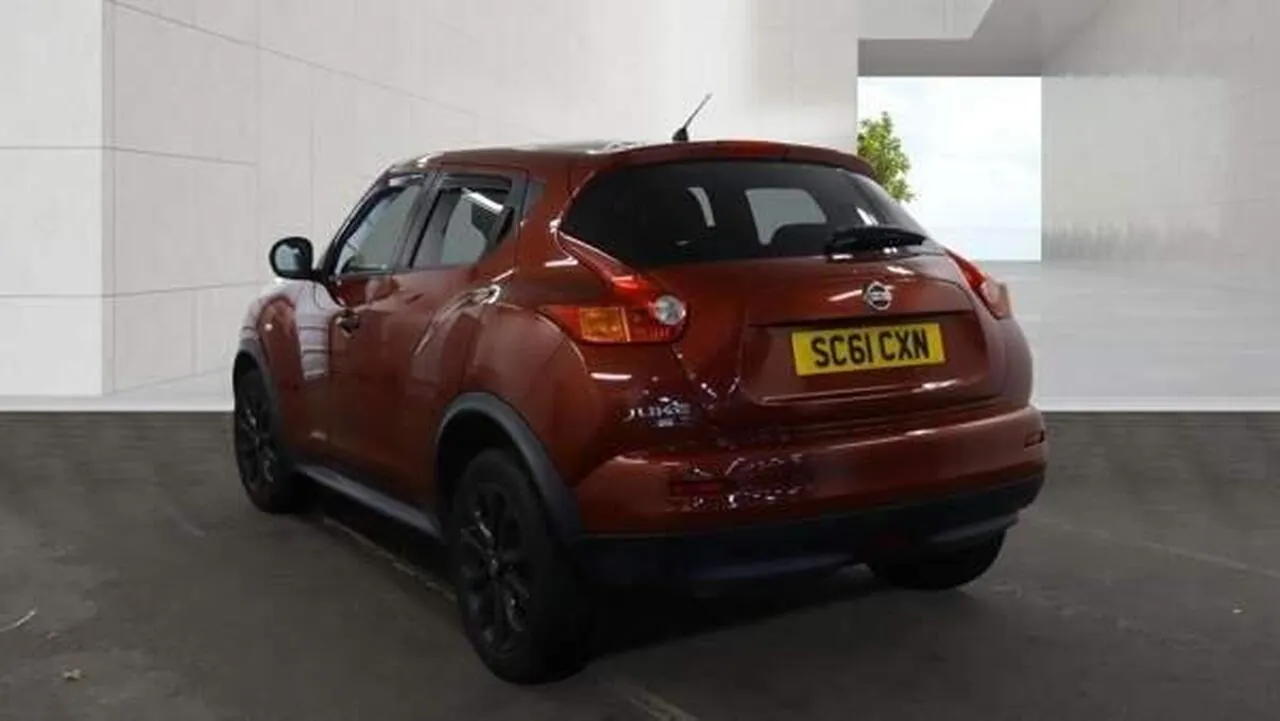 Nissan Juke 2012 photo 2