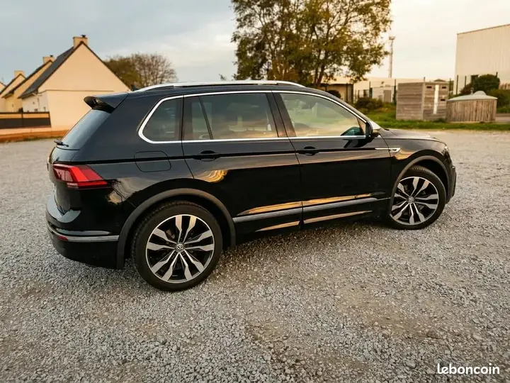 Volkswagen Tiguan 2018 photo 2