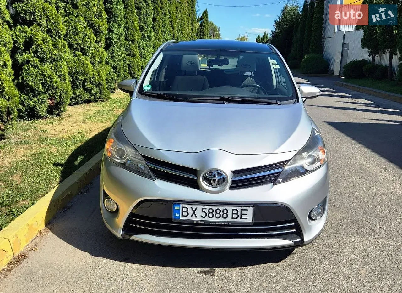 Toyota Verso 2015 photo 3