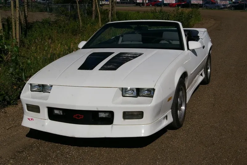 Chevrolet Camaro 1991 photo 2
