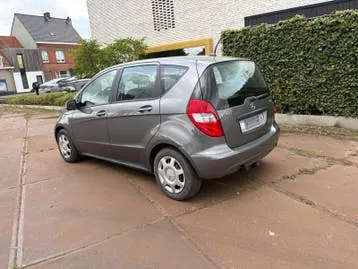 Mercedes-Benz A160 2009 photo 3