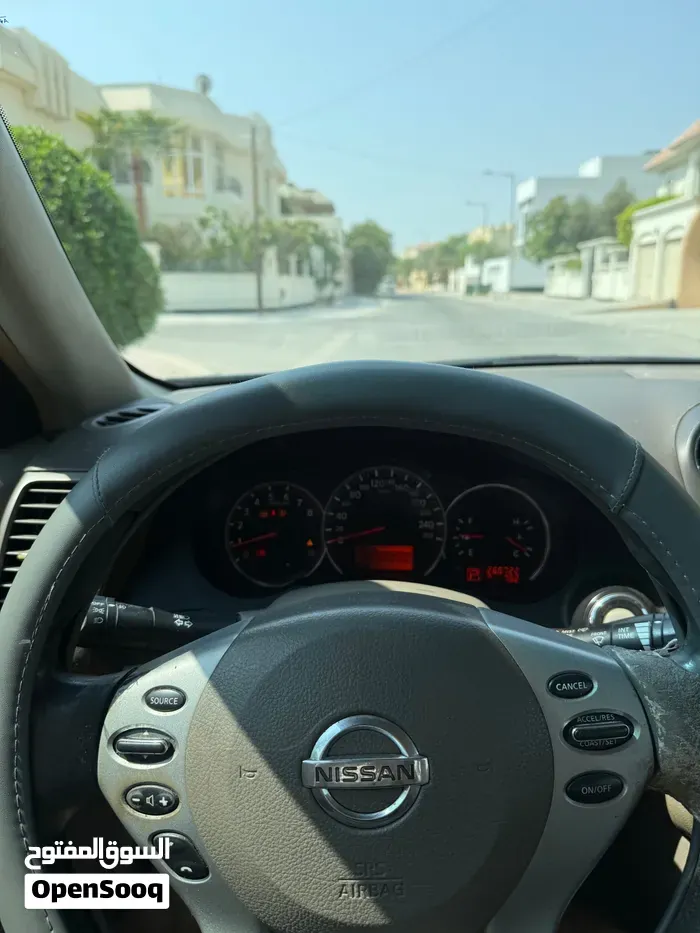Nissan Altima 2011 photo 4