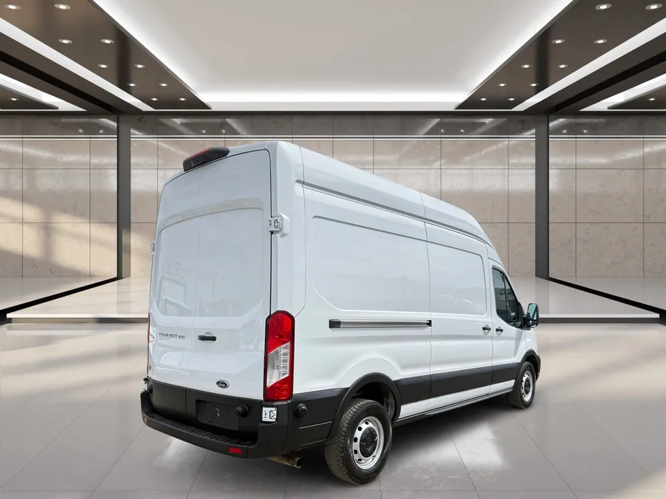 Ford Transit 2024 photo 3