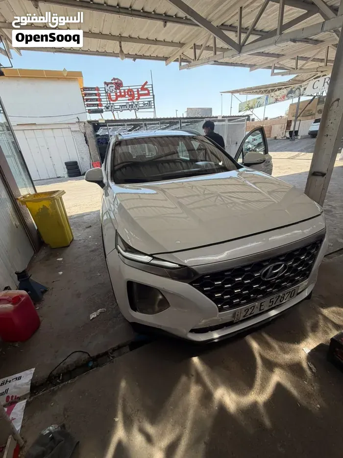 Hyundai Santa Fe 2019 photo 3