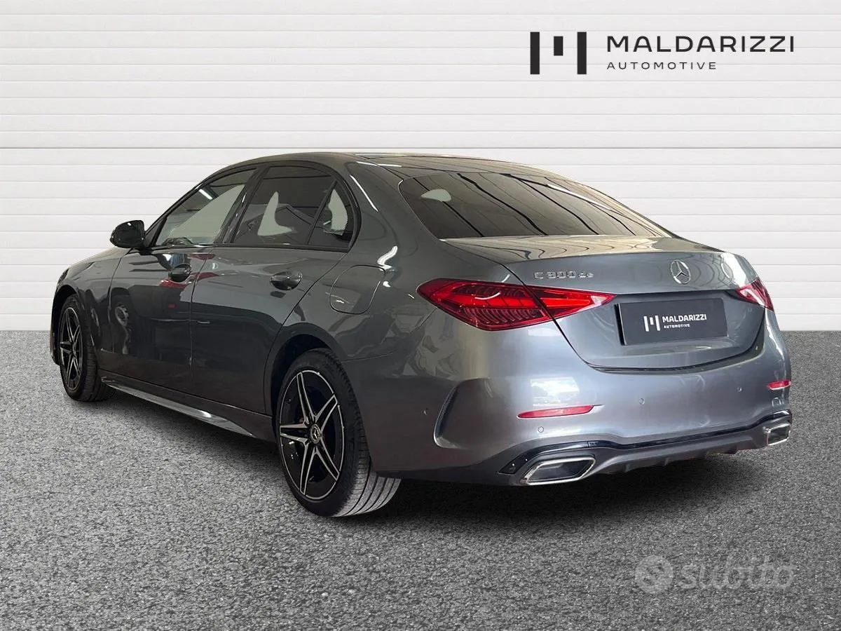 Mercedes-Benz C 300 2025 photo 4