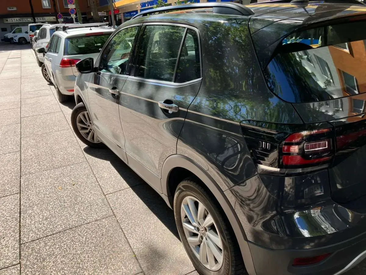 Volkswagen T-Cross 2021 photo 2