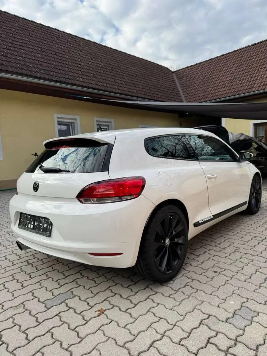Volkswagen Scirocco 2010 photo 3