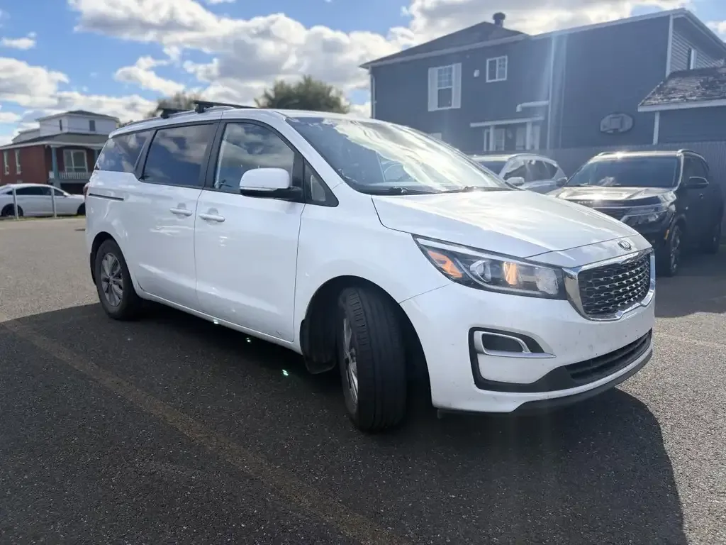 Kia Sedona 2020 photo 4
