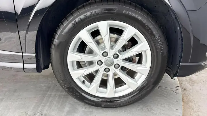 Audi Q3 2020 photo 5