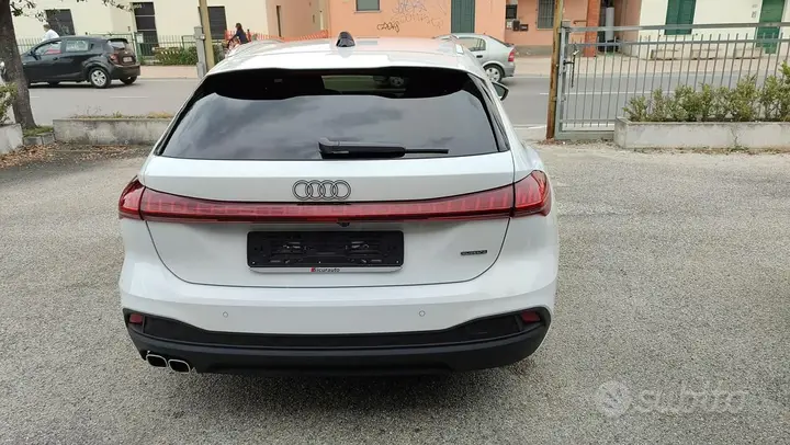 Audi A5 Avant 2025 photo 3