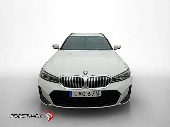 BMW 330E 2023 photo 2
