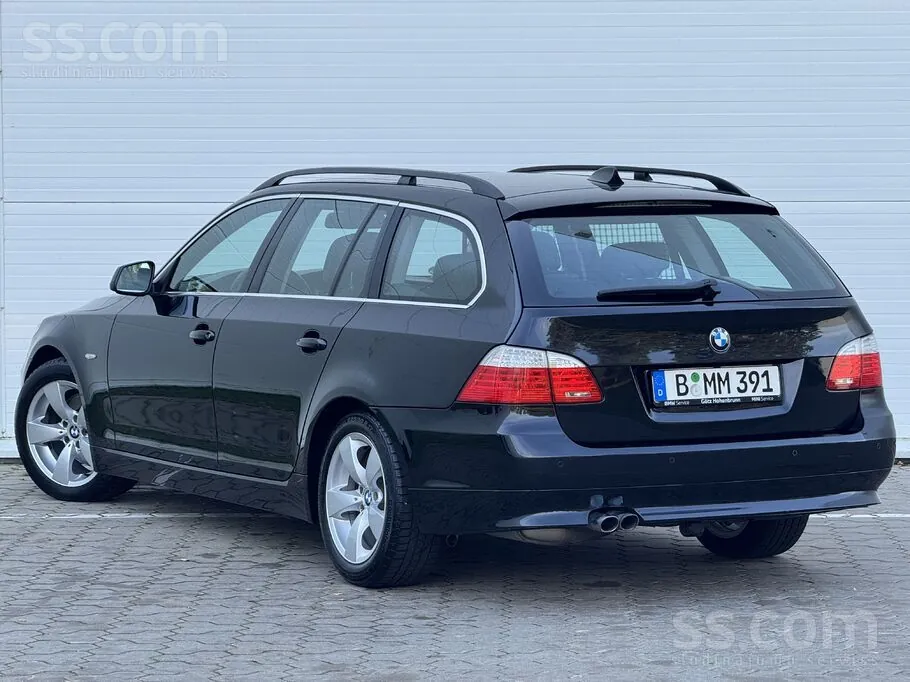BMW 530 2010 photo 4