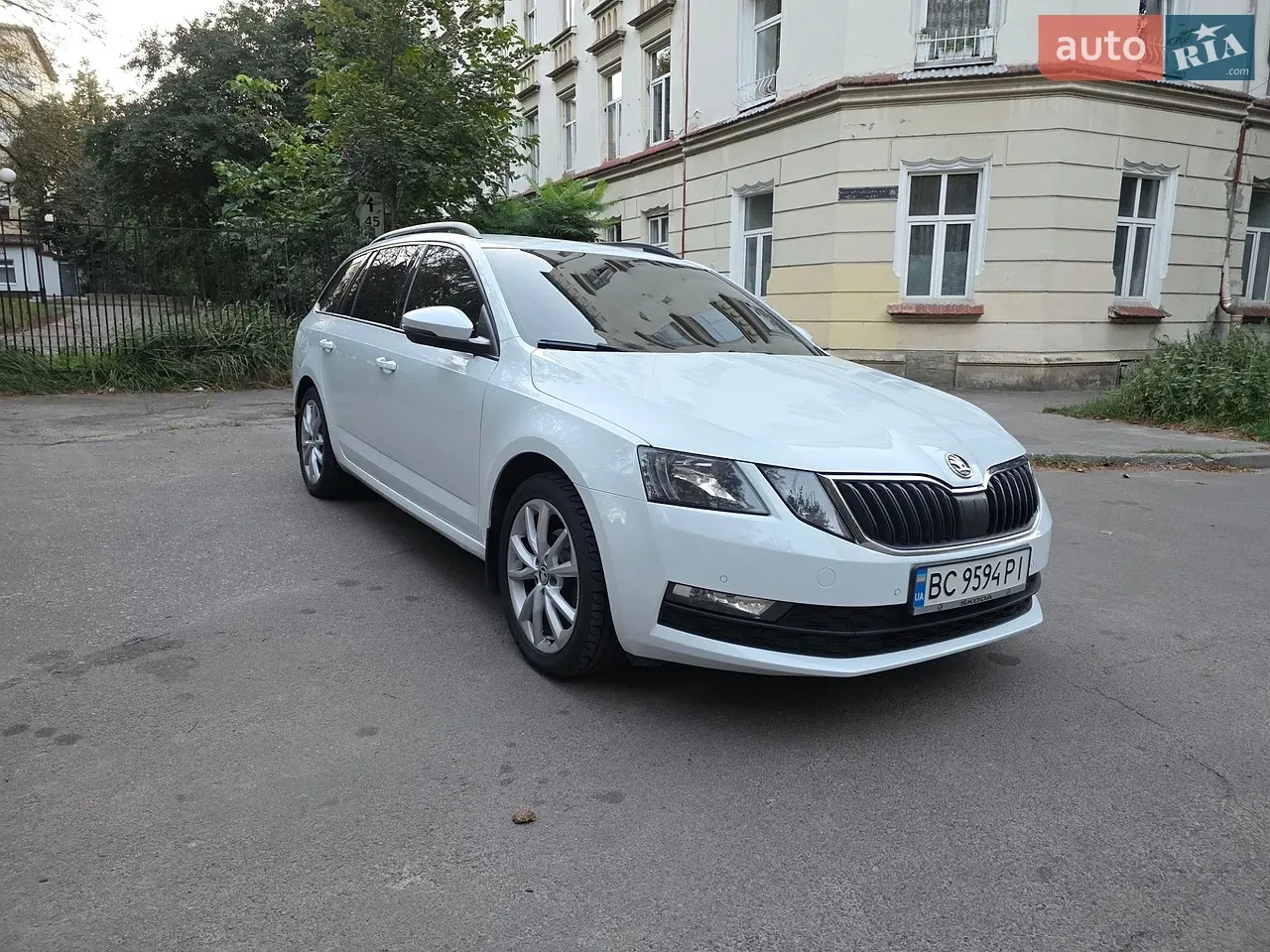 Skoda Octavia 2017 photo 3