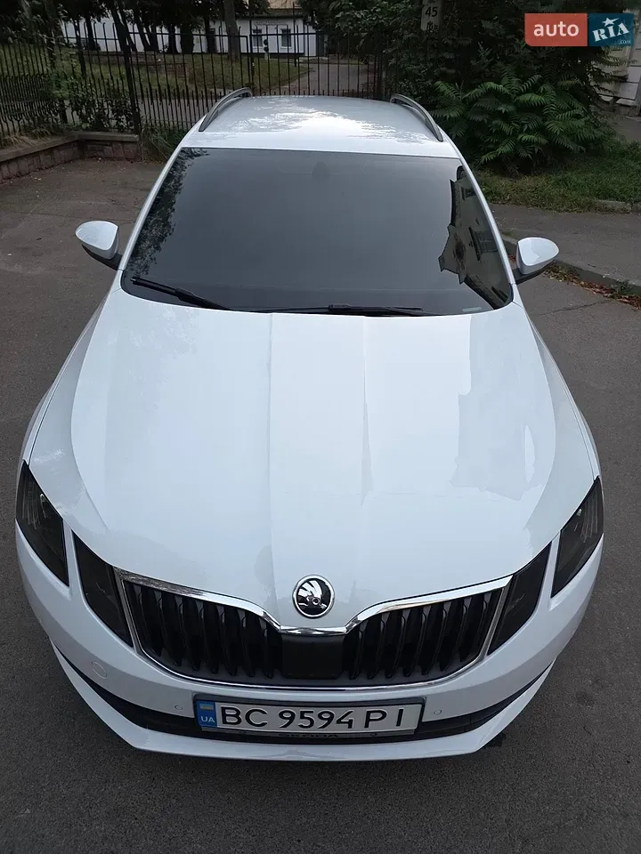Skoda Octavia 2017 photo 2