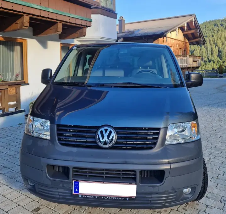 Volkswagen Caravelle