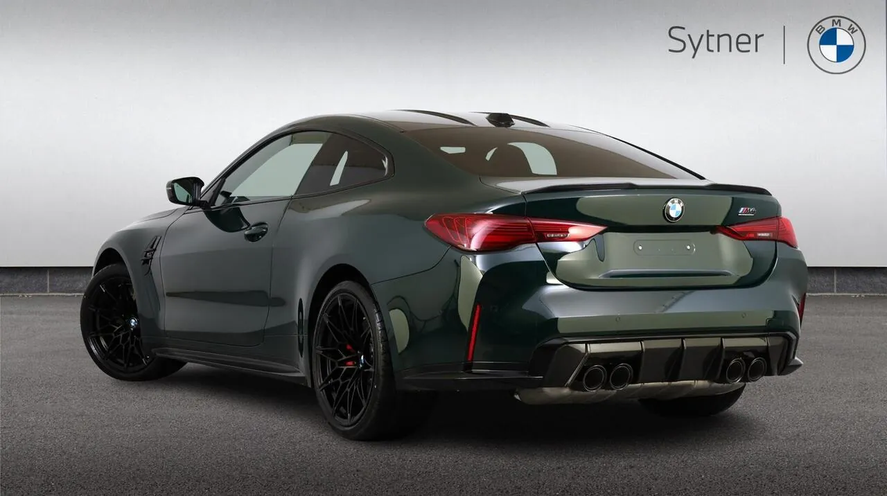 BMW M4 2026 photo 2