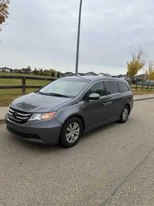Honda Odyssey 2016 photo 2
